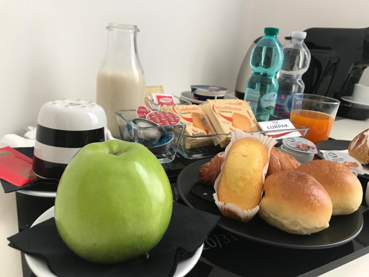 Residenza Pantaleo Bed and Breakfast Rome Buitenkant foto